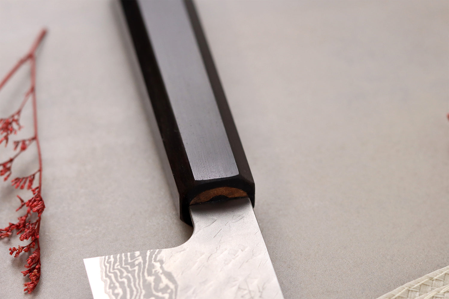 Couteau santoku 17cm japonais artisanal Nigara Hamono Tsuchime VG10 damas