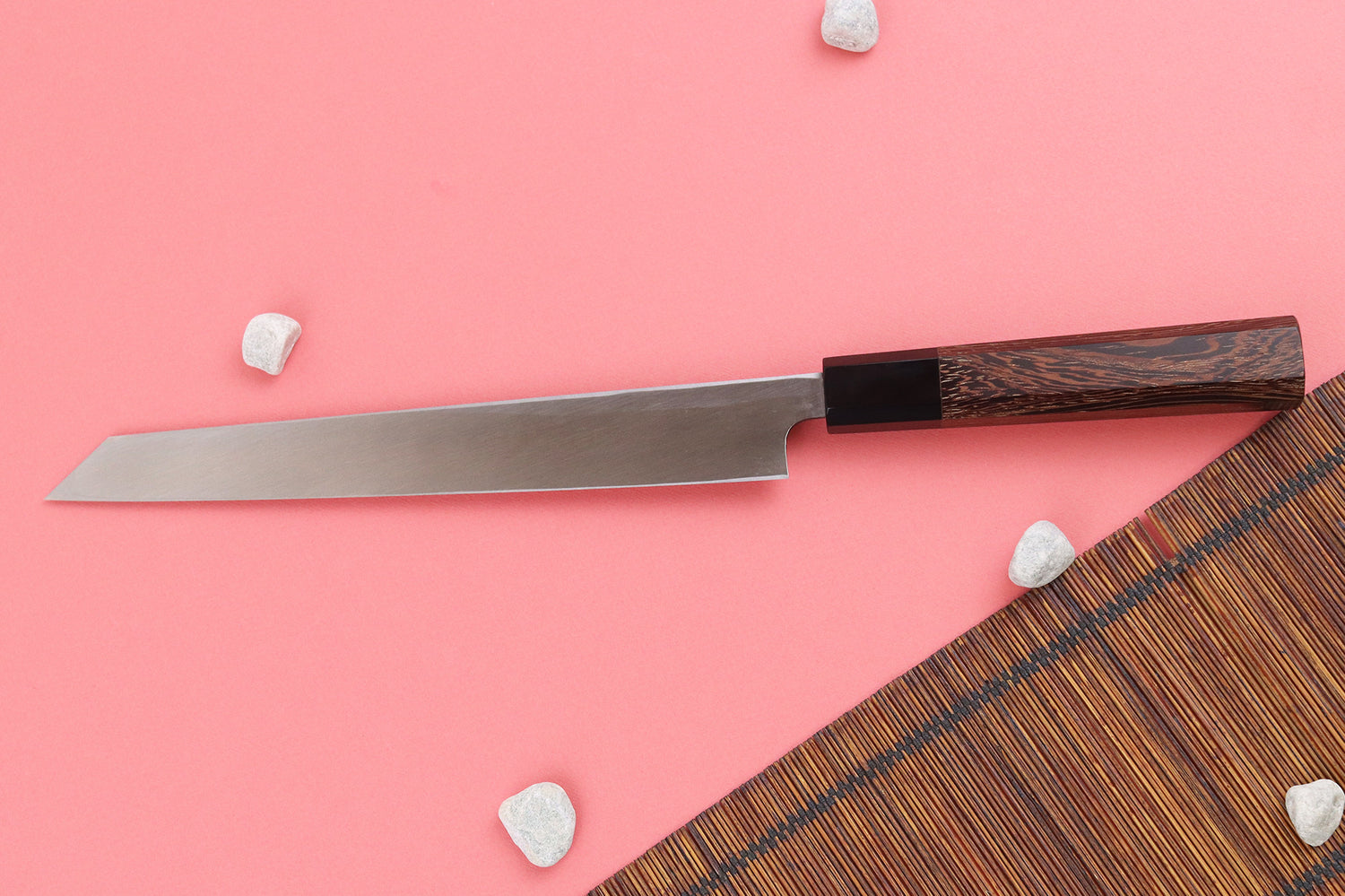 Couteau yanagiba kiritsuke 24cm japonais artisanal Hatsukokoro Shirasagi manche en wengé