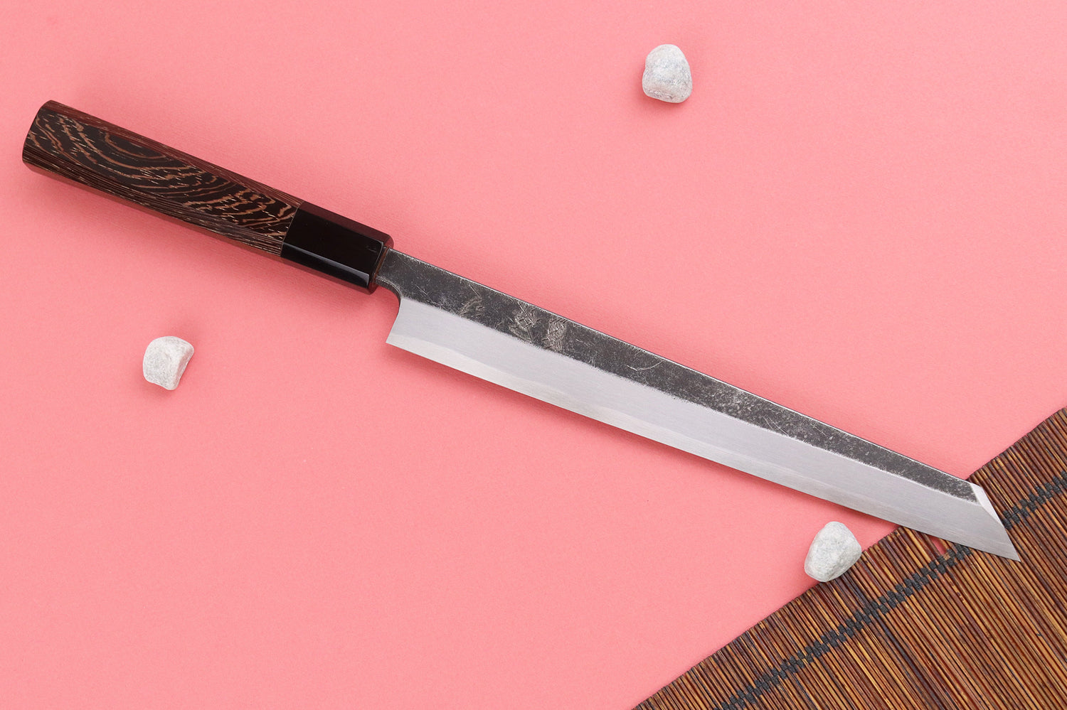 Couteau yanagiba kiritsuke 24cm japonais artisanal Hatsukokoro Shirasagi manche en wengé