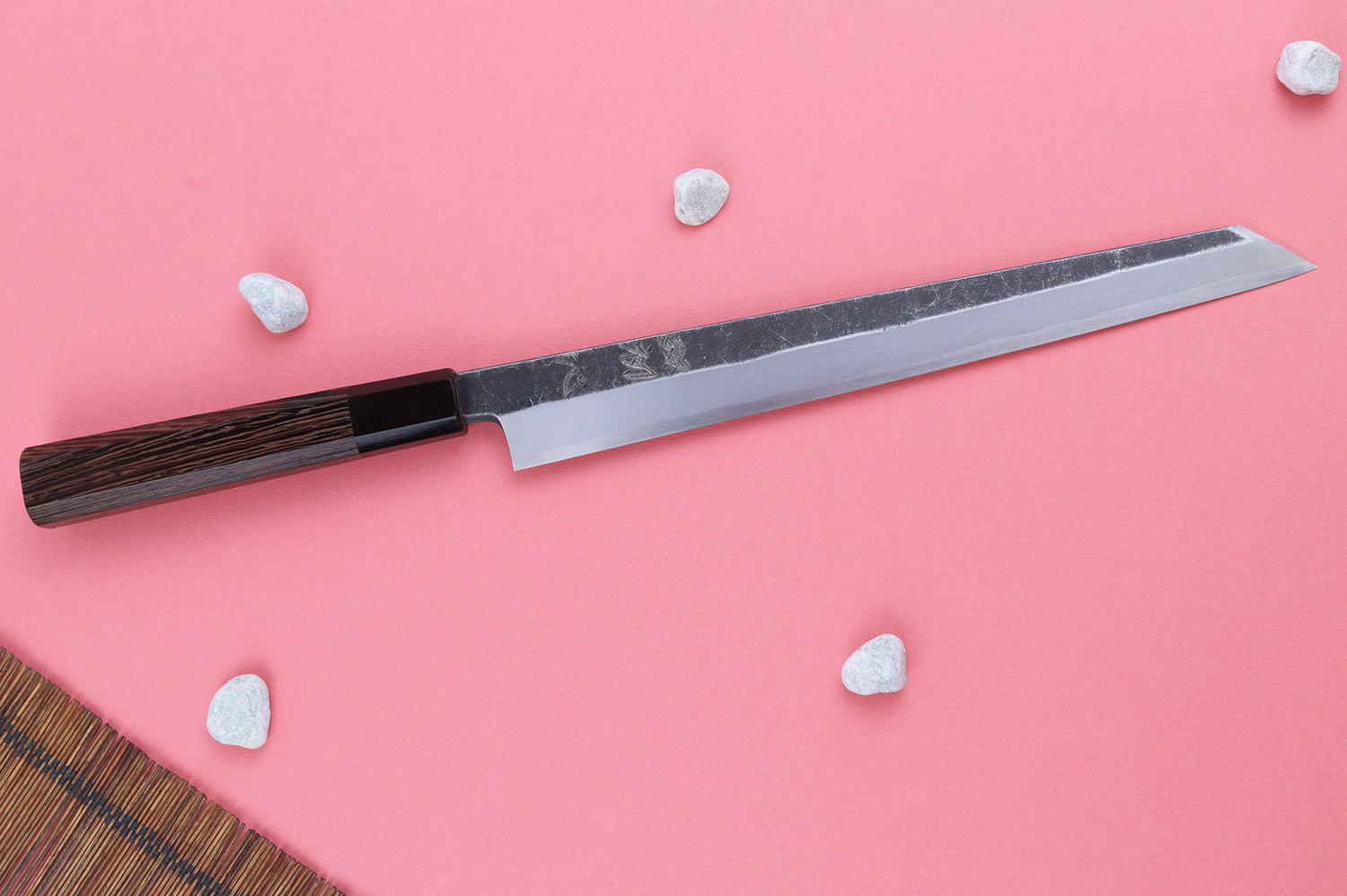 Couteau yanagiba kiritsuke 27cm japonais artisanal Hatsukokoro Shirasagi manche en wengé