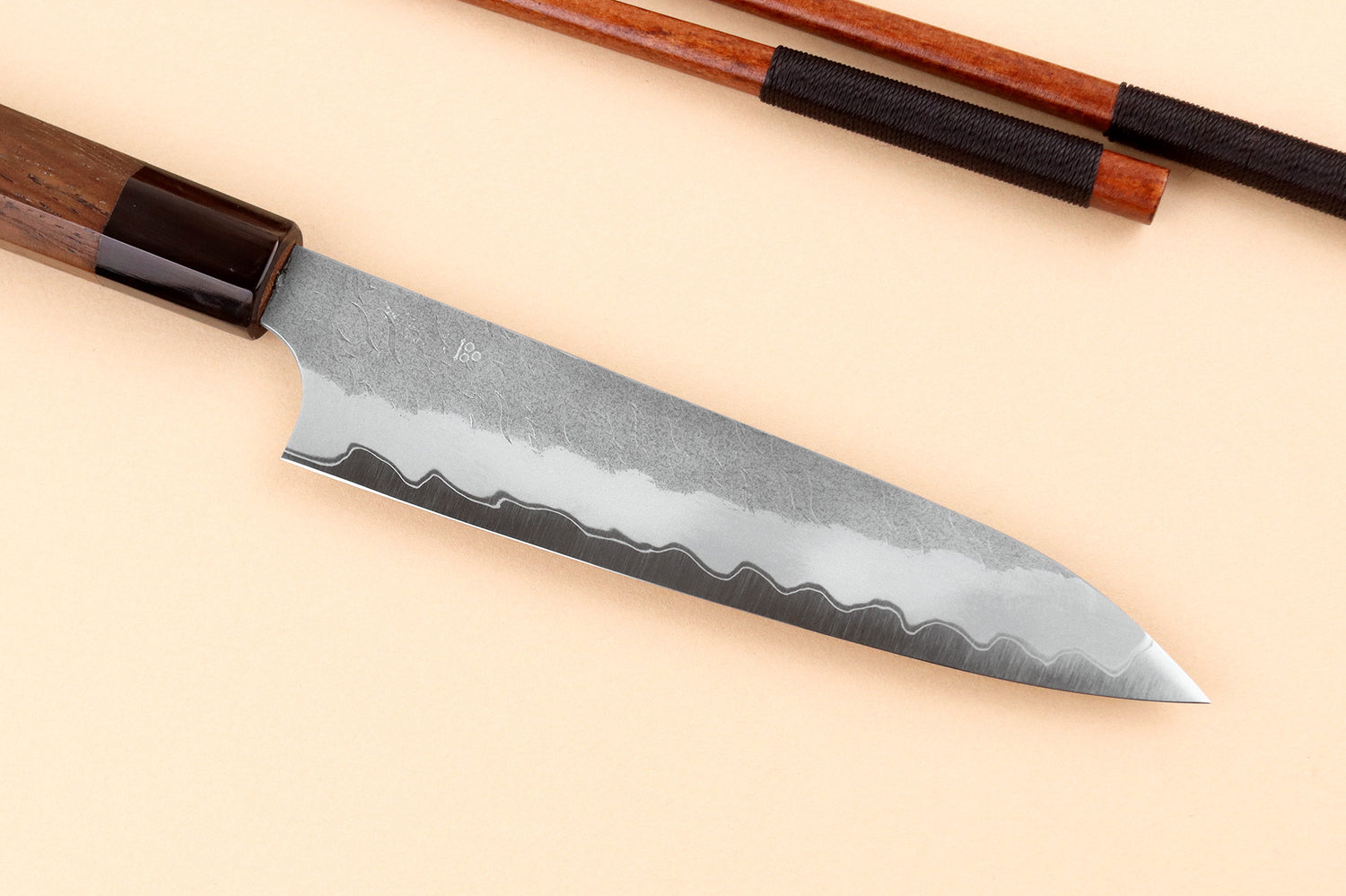 Couteau universel 15cm japonais artisanal Nigara Hamono Tsuchime AS manche en noyer