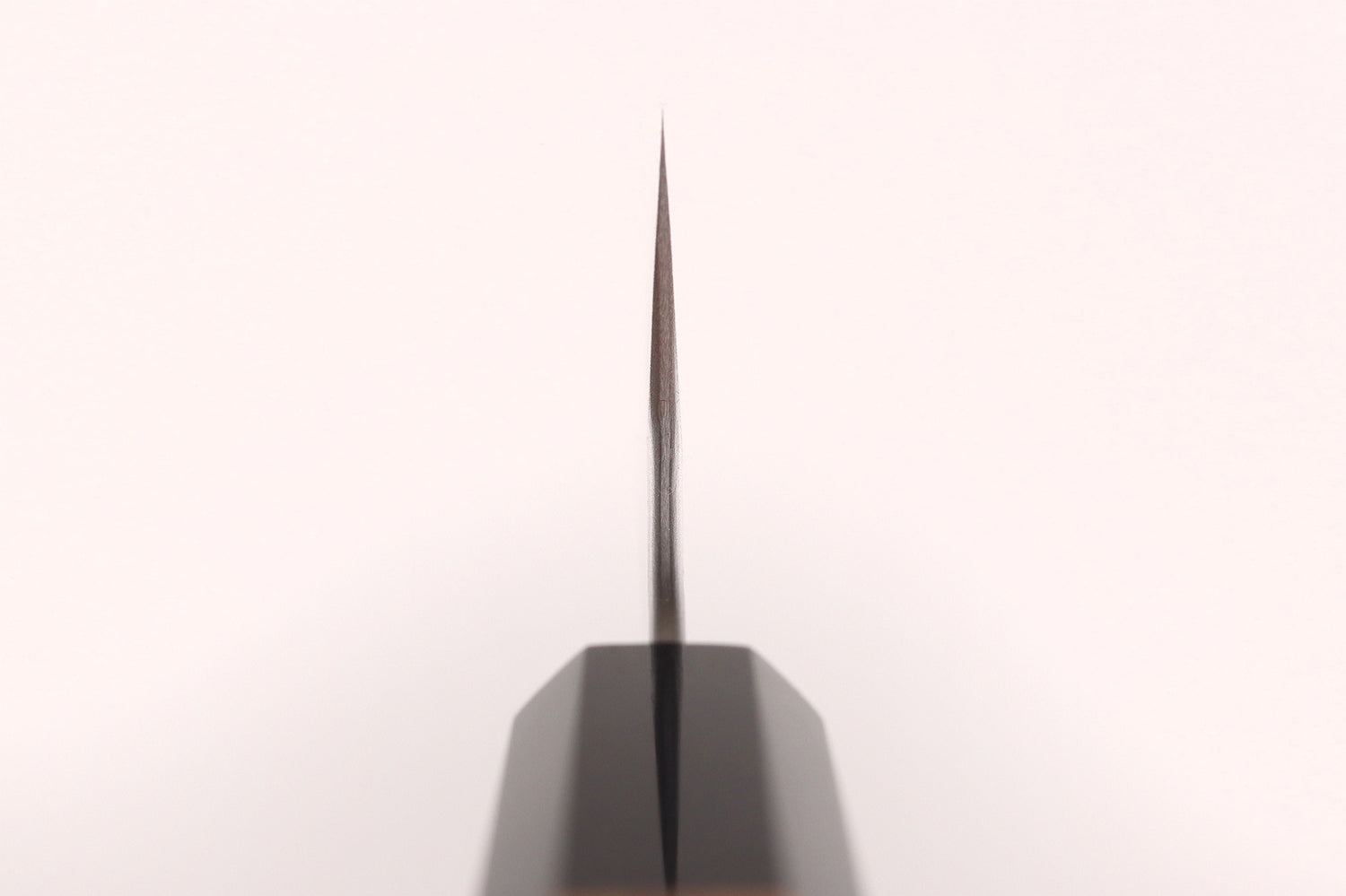 Couteau de chef kiritsuke 20cm japonais artisanal Nigara Hamono Migaki Tsuchime SG2 teck