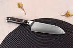 Couteau ko-santoku Wusaki Sakin Damas 10Cr 13cm manche en fibre de carbone et feuille d'or