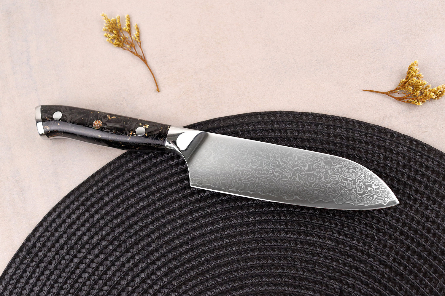 Couteau ko-santoku Wusaki Sakin Damas 10Cr 13cm manche en fibre de carbone et feuille d'or