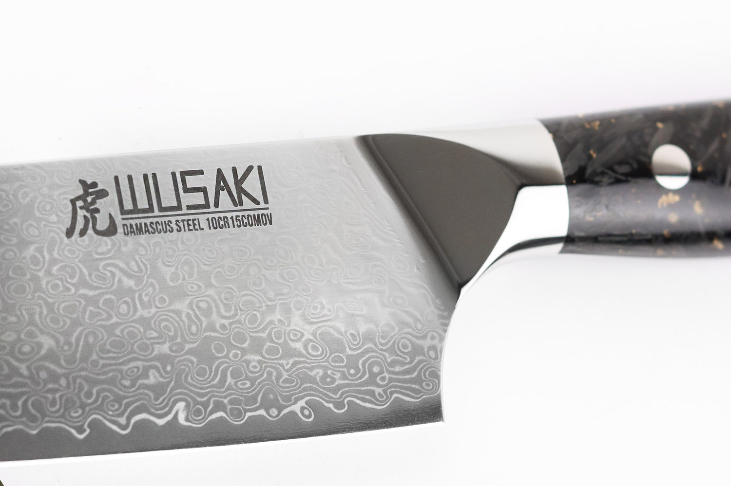 Couteau kiritsuke Wusaki Sakin Damas 10Cr 20cm manche en fibre de carbone et feuille d'or