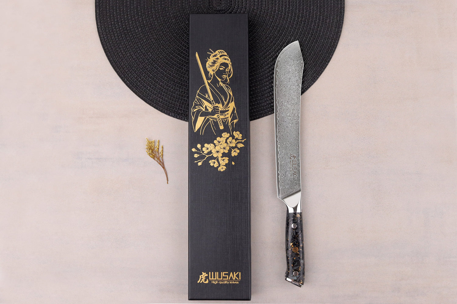 Couteau de boucher Wusaki Sakin Damas 10Cr 22cm manche en fibre de carbone et feuille d'or