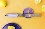 Râpe-Zesteur Microplane Premium Pop of Colour Fleur de Lavande - 20,3cm