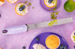 Râpe-Zesteur Microplane Premium Pop of Colour Fleur de Lavande - 20,3cm
