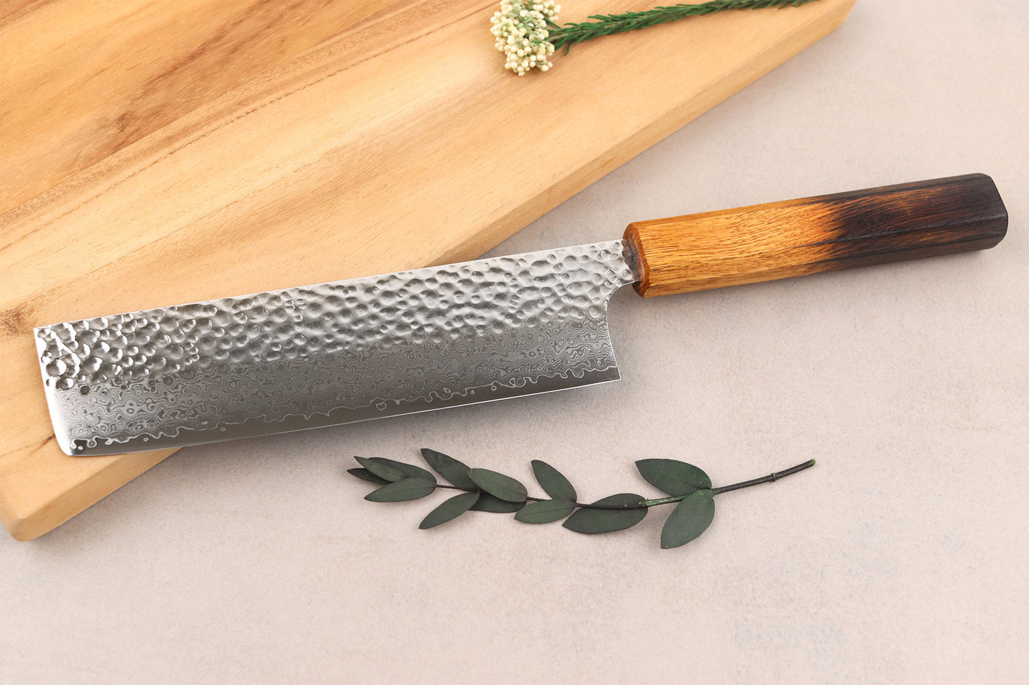 Couteau nakiri 17cm japonais artisanal Wusaki Yaketa VG10 damas chêne brûlé