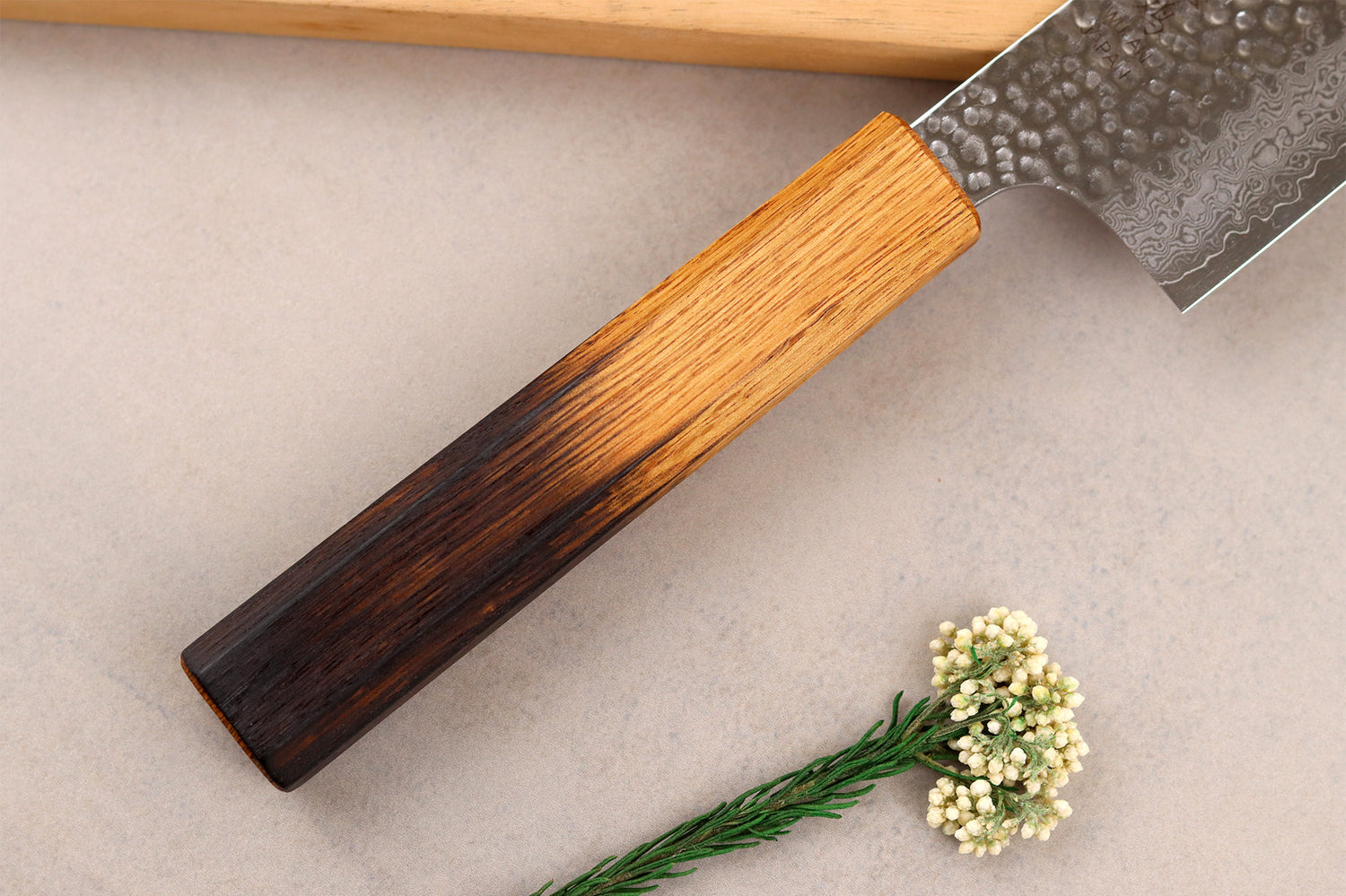 Couteau nakiri 17cm japonais artisanal Wusaki Yaketa VG10 damas chêne brûlé