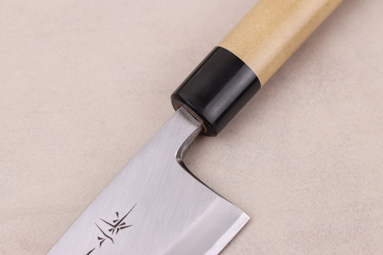 Couteau deba 18cm japonais artisanal Sakai Takayuki Honkasumi pour gaucher