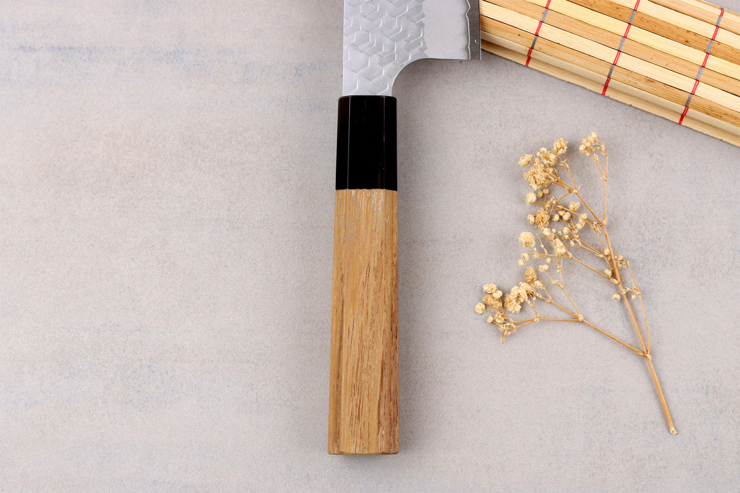 Couteau santoku 17cm japonais artisanal Nigara Hamono Migaki Tsuchime SG2 teck