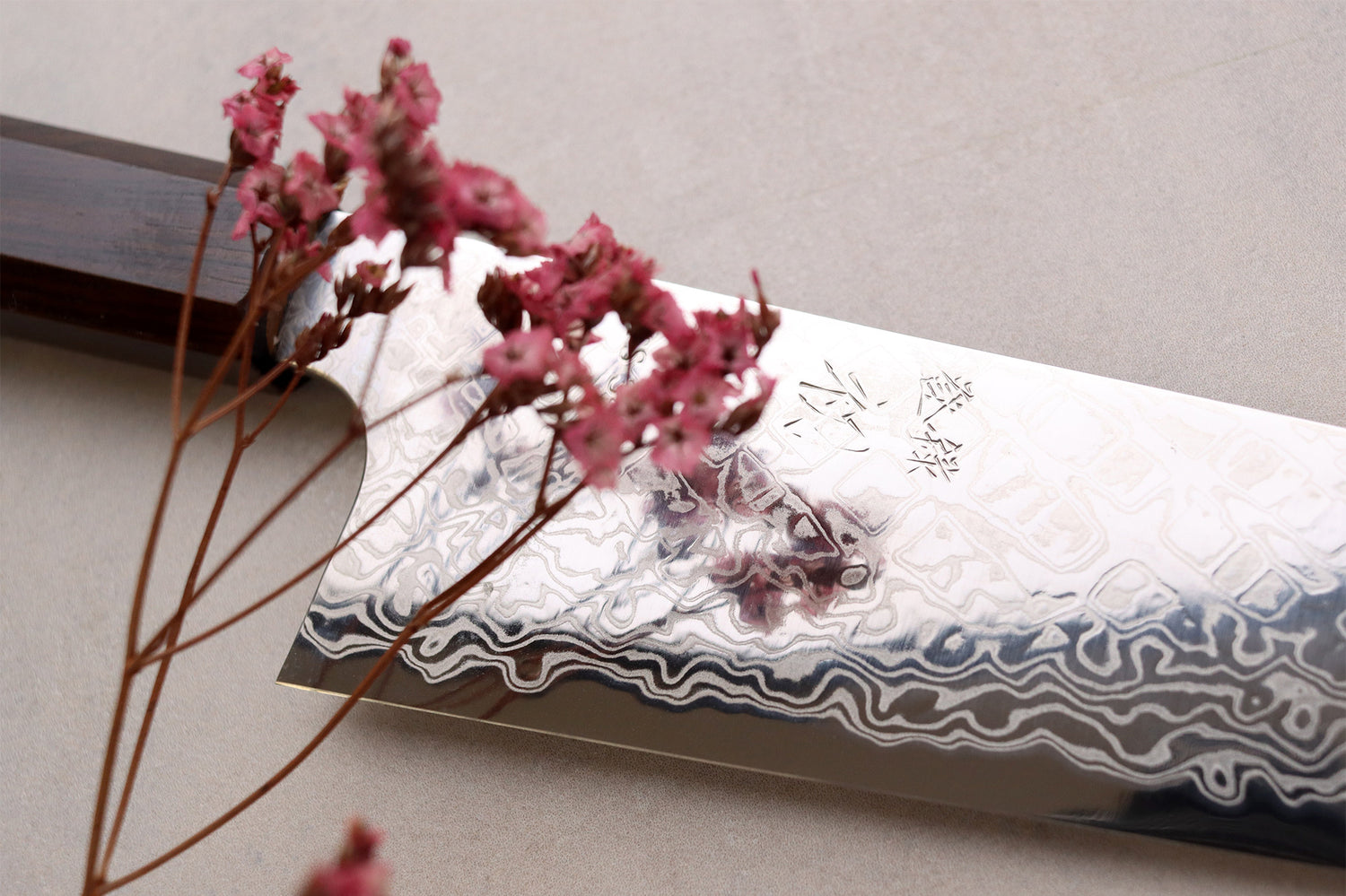 Couteau de chef 21cm japonais artisanal Hatsukokoro Ginga ATS-34 Damas ébène