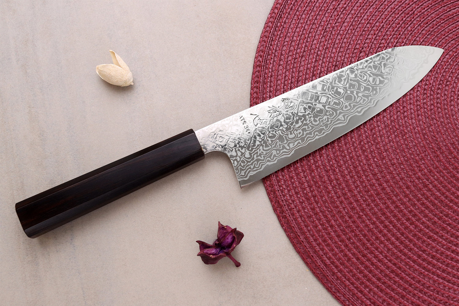 Couteau santoku 18cm japonais artisanal Hatsukokoro Ginga ATS-34 Damas ébène