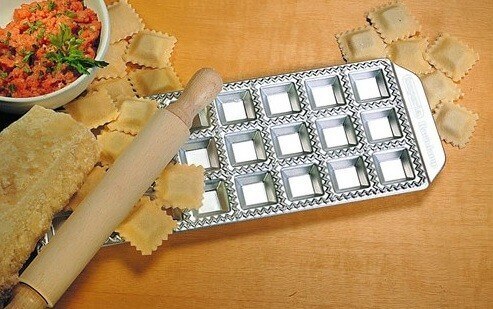 Moule Imperia 24 raviolis carrés 35x35mm aluminium + rouleau