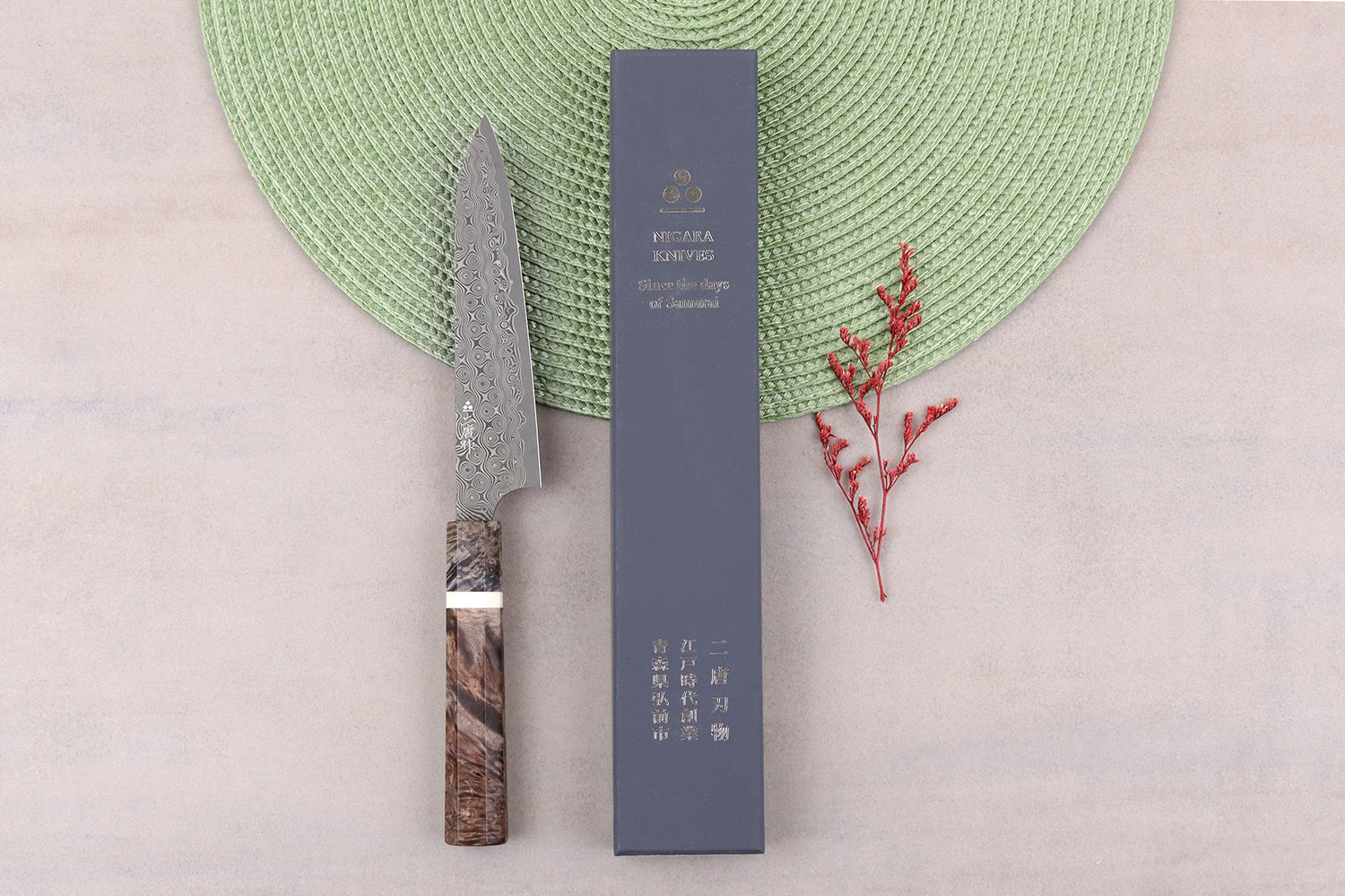 Couteau universel 14cm japonais artisanal Nigara Hamono Anmon Damascus SG2