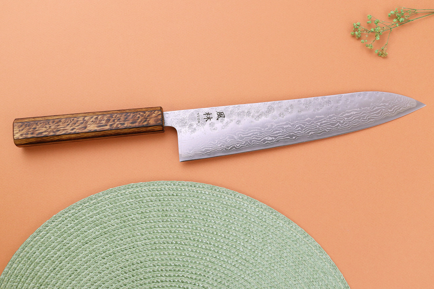 Couteau de chef 24cm japonais artisanal Yuzo Enju Damas 440C