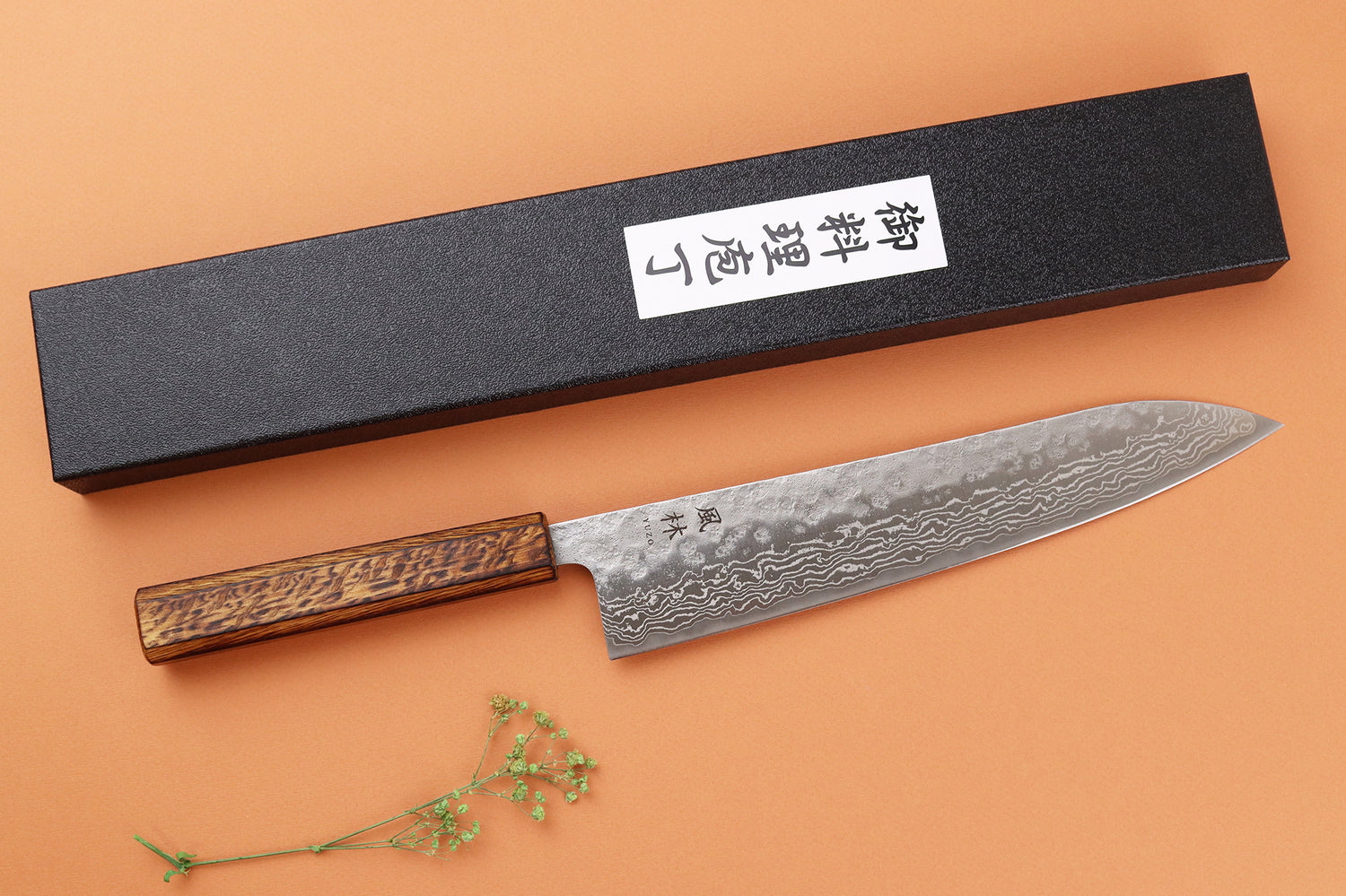 Couteau de chef 24cm japonais artisanal Yuzo Enju Damas 440C