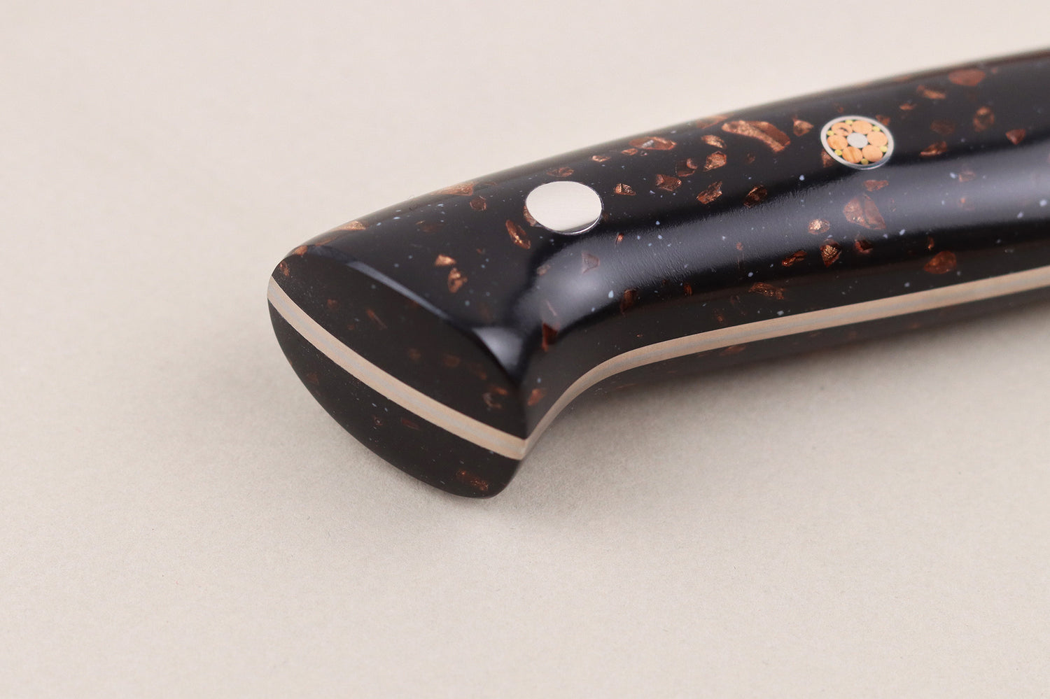 Couteau santoku 16,5cm japonais artisanal Takeshi Saji BS2 Rainbow