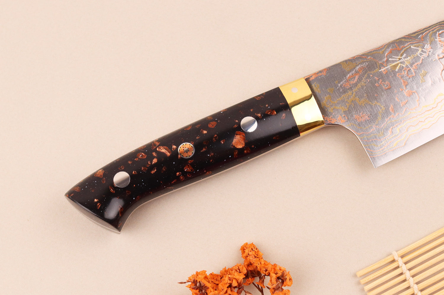 Couteau santoku 16,5cm japonais artisanal Takeshi Saji BS2 Rainbow