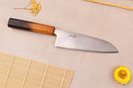 Couteau santoku 16,5cm artisanal japonais Tsunehisa AUS8 manche en chêne brûlé