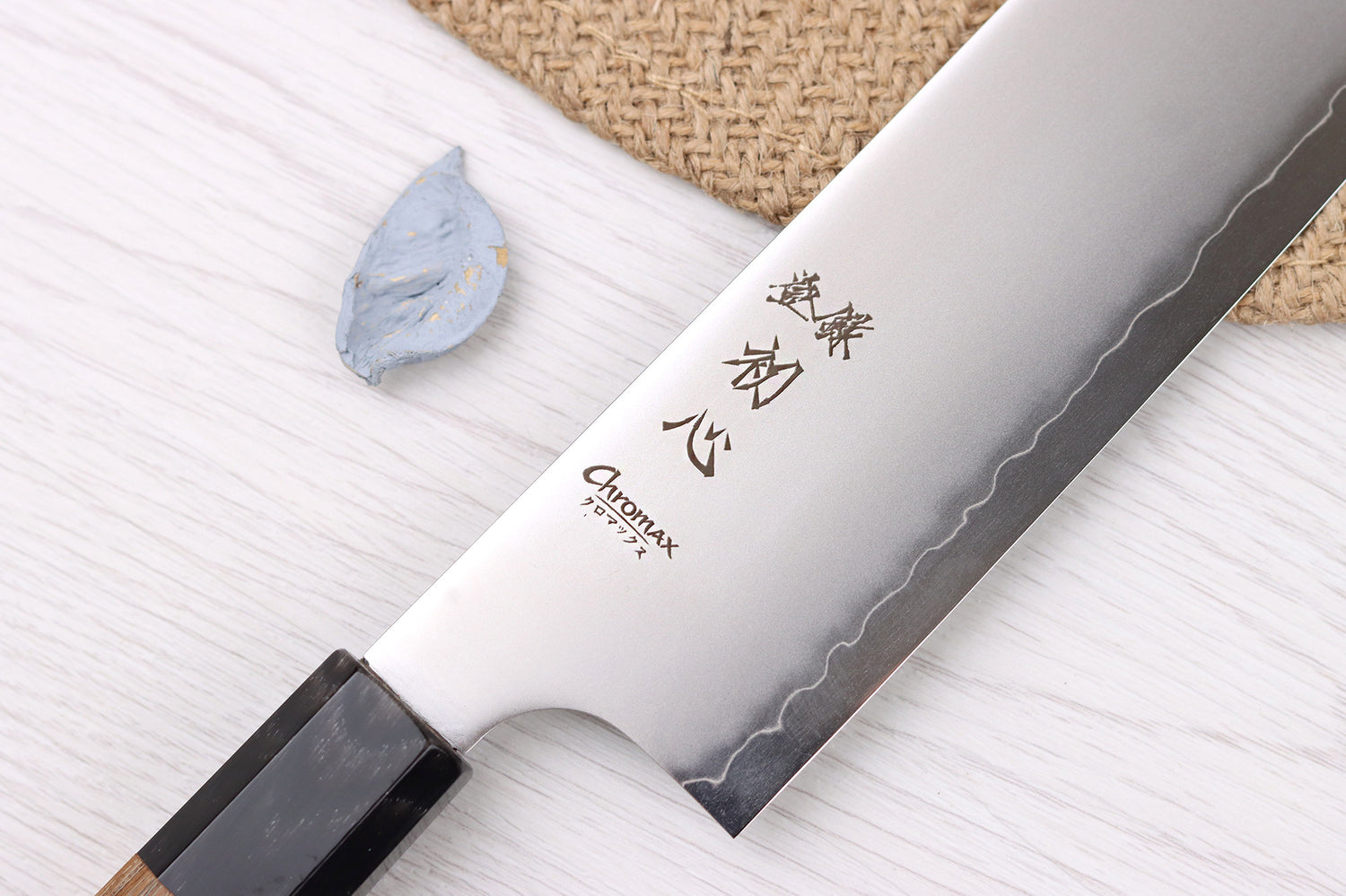 Couteau nakiri 16,5cm japonais artisanal Hatsukokoro Chromax manche en teck