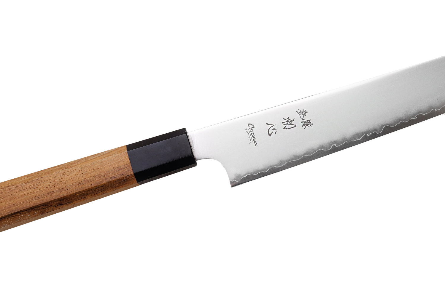 Couteau sujihiki 23cm japonais artisanal Hatsukokoro Chromax manche en teck