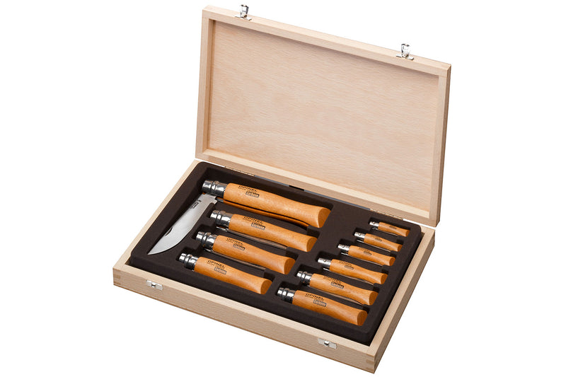 Coffret vitrine en bois Opinel Carbone 10 couteaux de poche manche hêtre