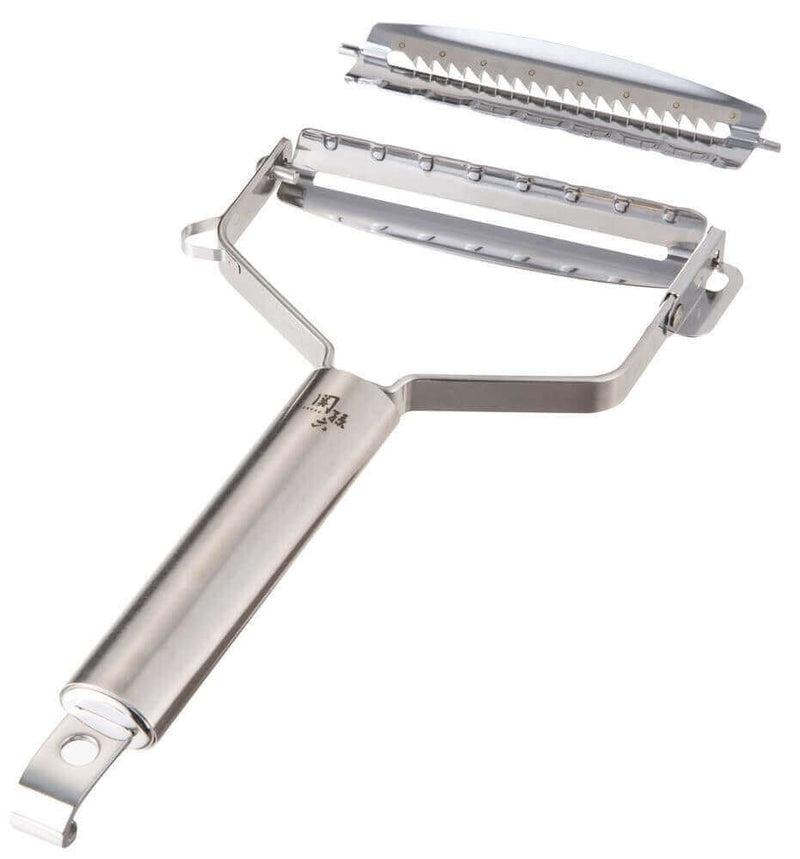 Eplucheur ergonomique KAI tout acier inox + lame à julienne