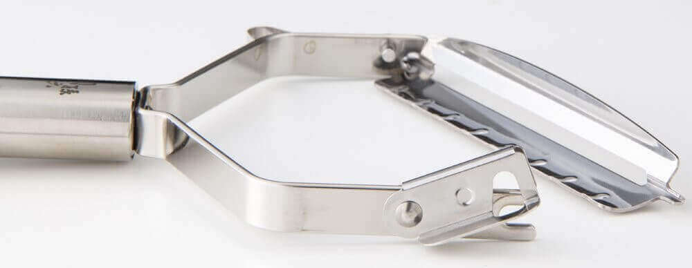 Eplucheur ergonomique KAI tout acier inox + lame à julienne