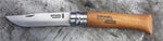 Couteau Opinel Tradition Carbone n°08 lame 8.5cm manche hêtre virole tournante