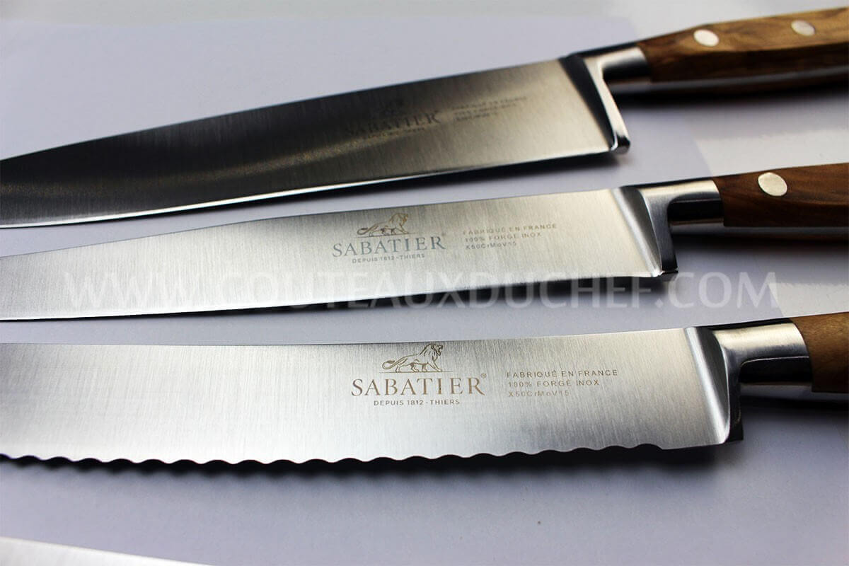 Bloc SABATIER Provençao en olivier laqué blanc 5 couteaux forgés acier inox