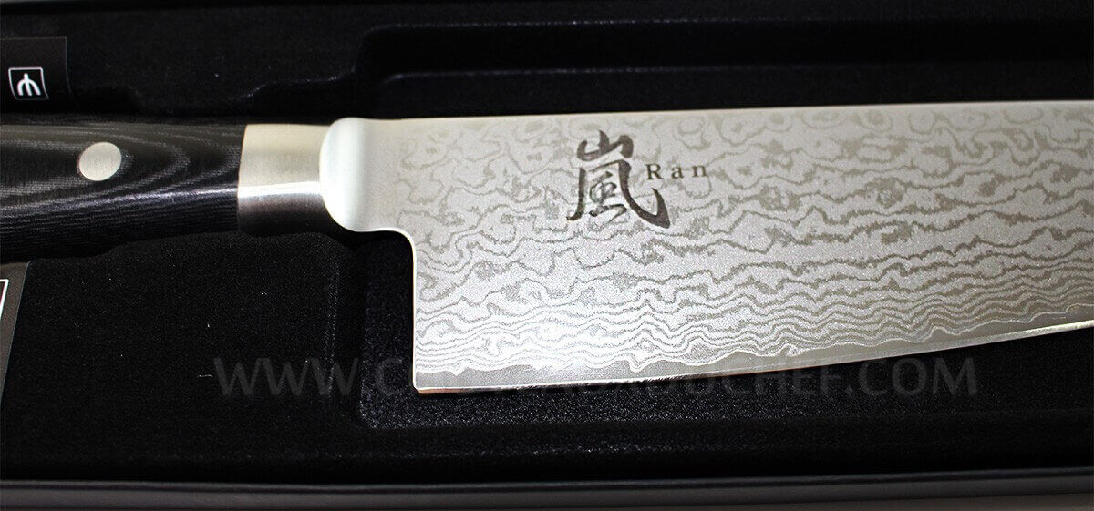 Couteau de chef japonais Yaxell RAN lame 20cm damas 69 couches