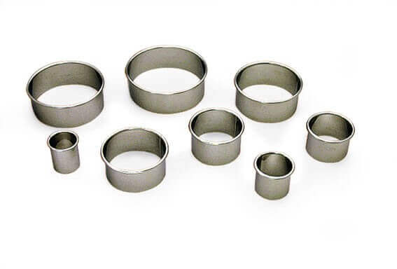 8 Emportes-pièces ronds unis de 2 à 9 cm