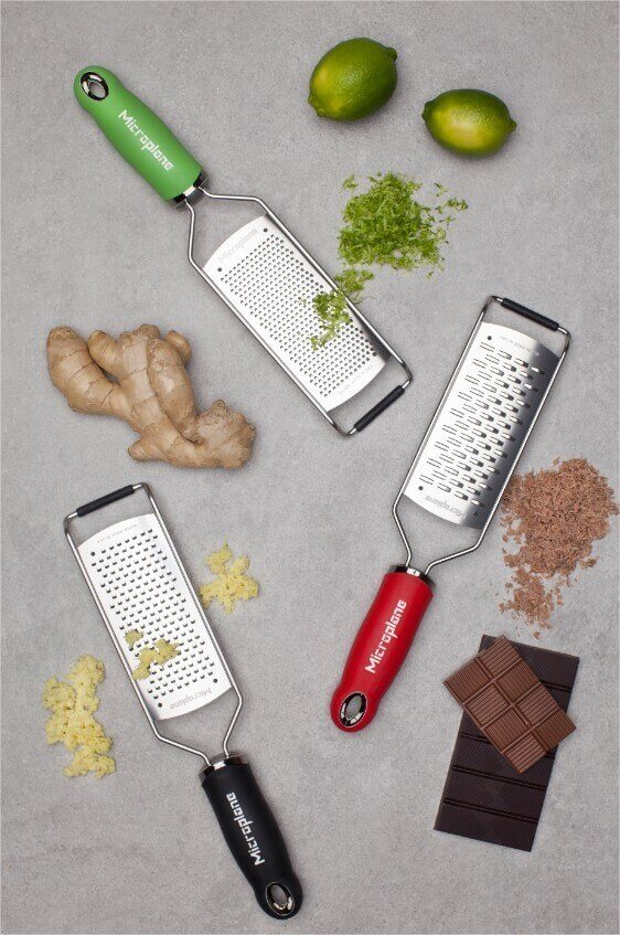 Râpe Microplane Gourmet double tranchant manche noir