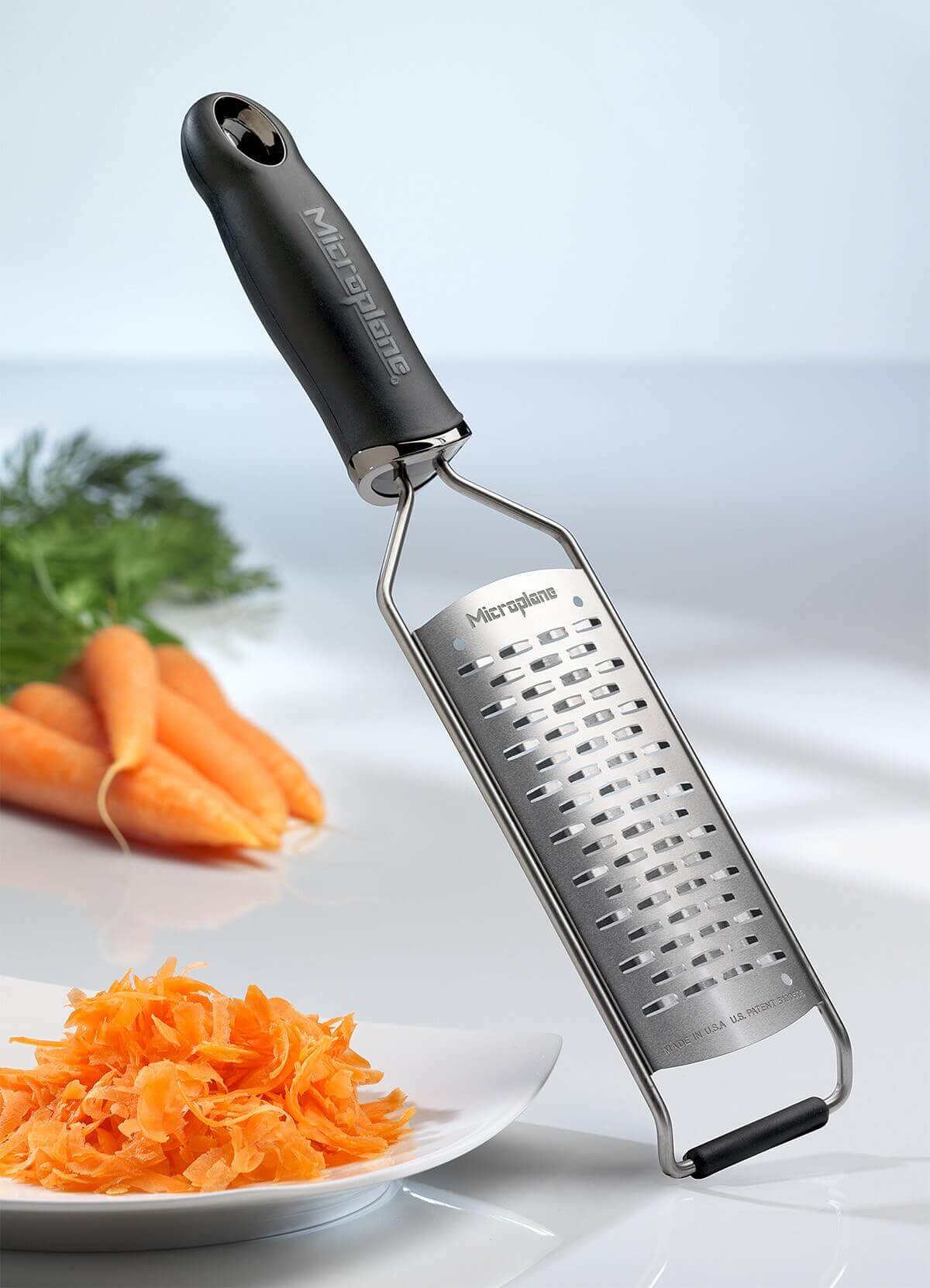 Râpe Microplane Gourmet double tranchant manche noir