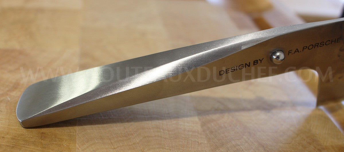 Couteau santoku Chroma Type 301 Design by F.A. Porsche martelé 18cm