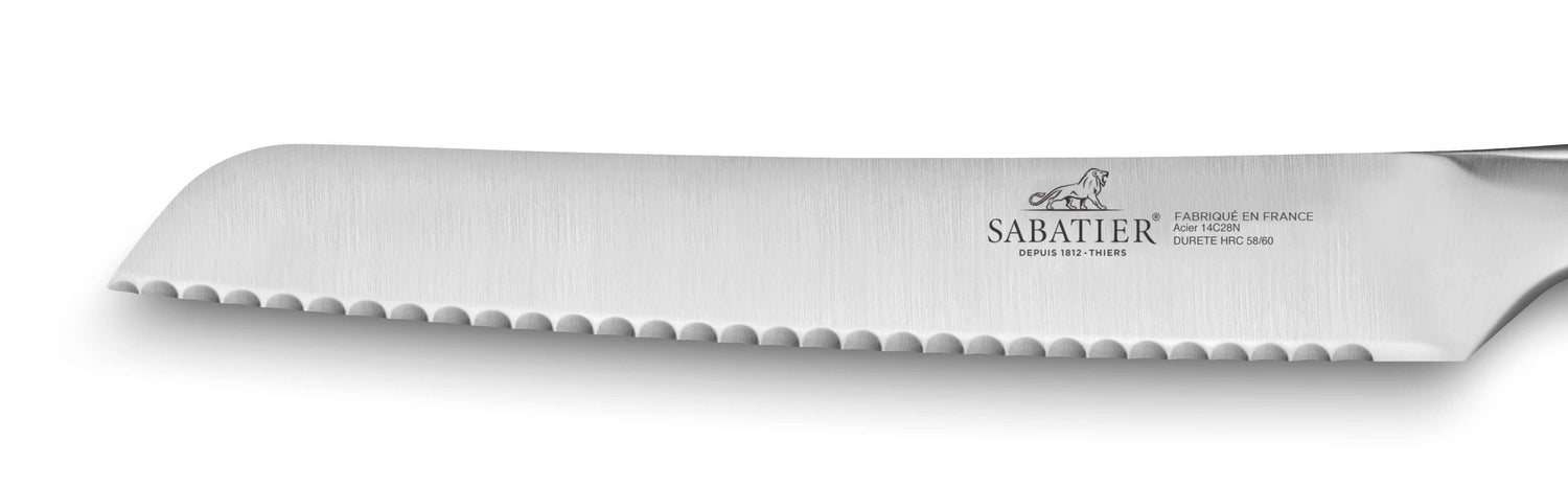 Couteau à pain Sabatier Fuso Nitro+ lame dentelée Sandvik 20cm tout inox