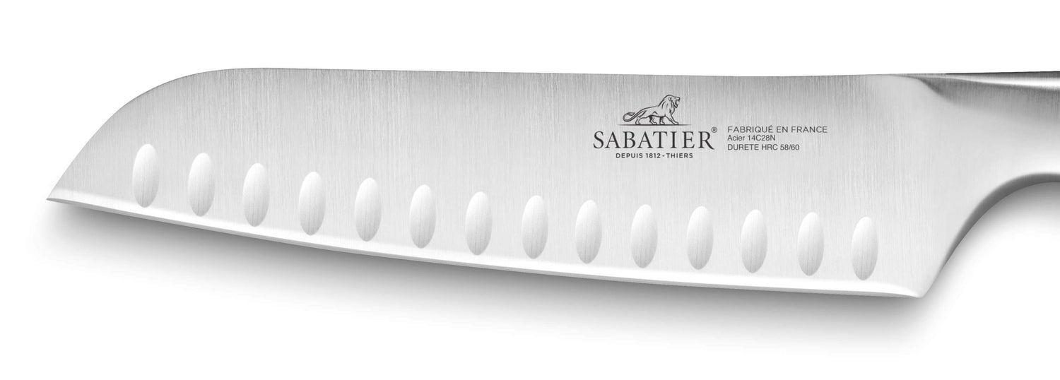 Couteau santoku Sabatier Fuso Nitro+ lame alvéolée Sandvik 18cm tout inox