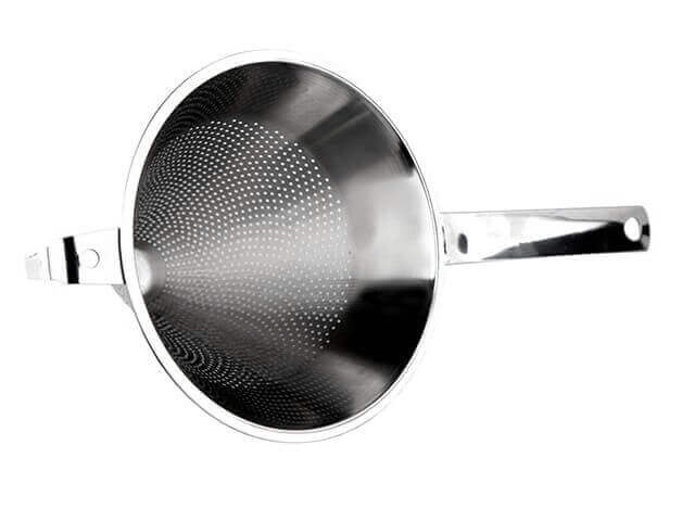 Passoire Chinois Matfer en acier inoxydable diamètre 18.5cm