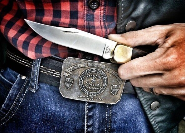 Couteau pliant BUCK 110 Folding Hunter manche 12.5cm + étui en cuir