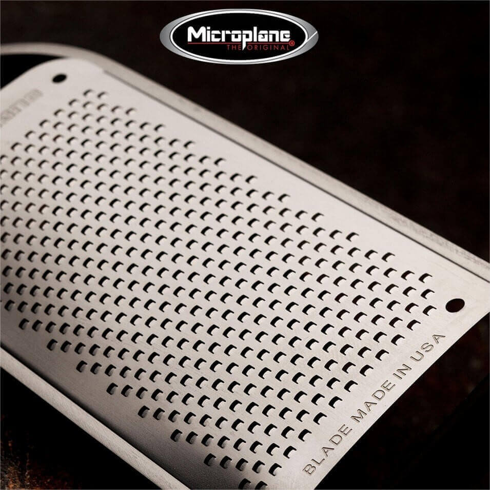 Râpe Microplane Master grains fins manche en noyer