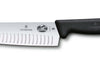 Couteau santoku Victorinox Fibrox lame alvéolée 17cm noir