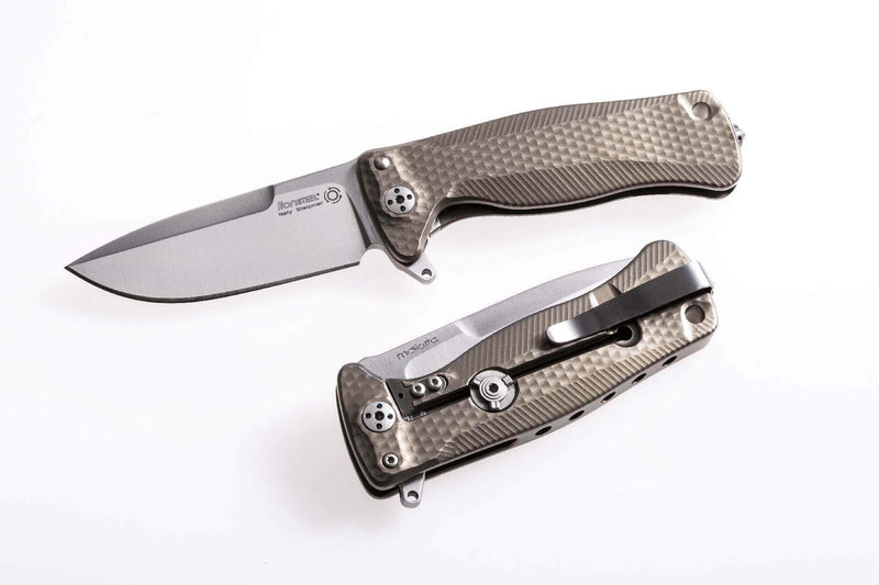 Couteau pliant LionSteel SR22 manche titanium 10cm pic brise-vitre - Bronze