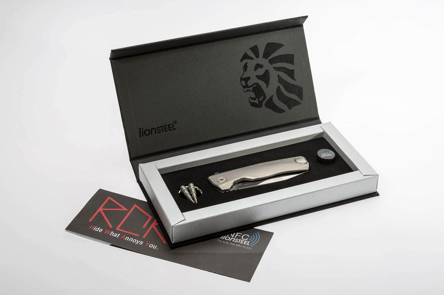 Couteau pliant LionSteel ROK manche monobloc 11cm - Gris