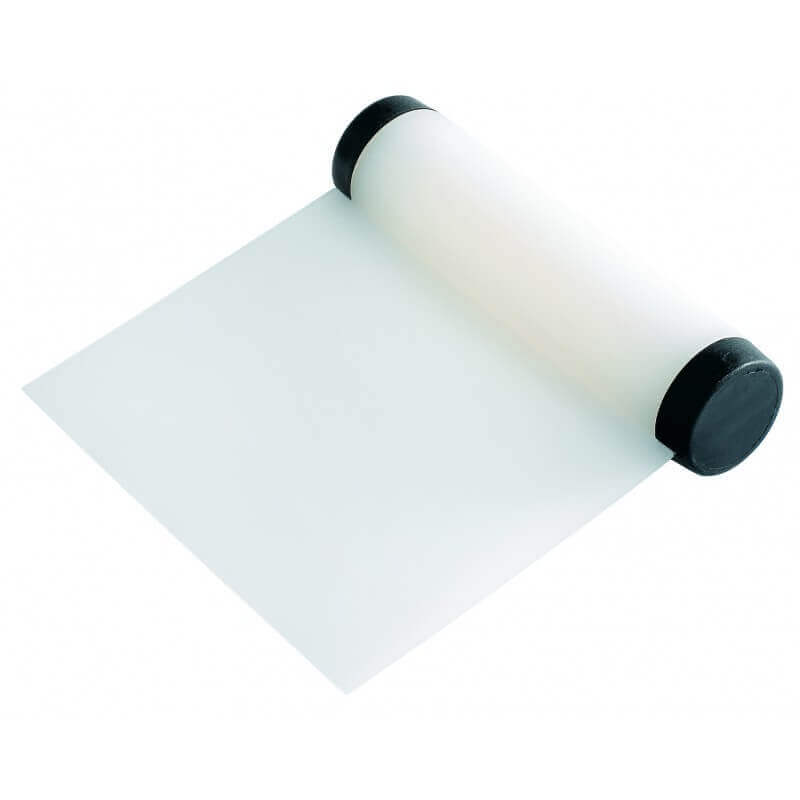 Coupe-pâte carré en plastique avec poignée 11cm