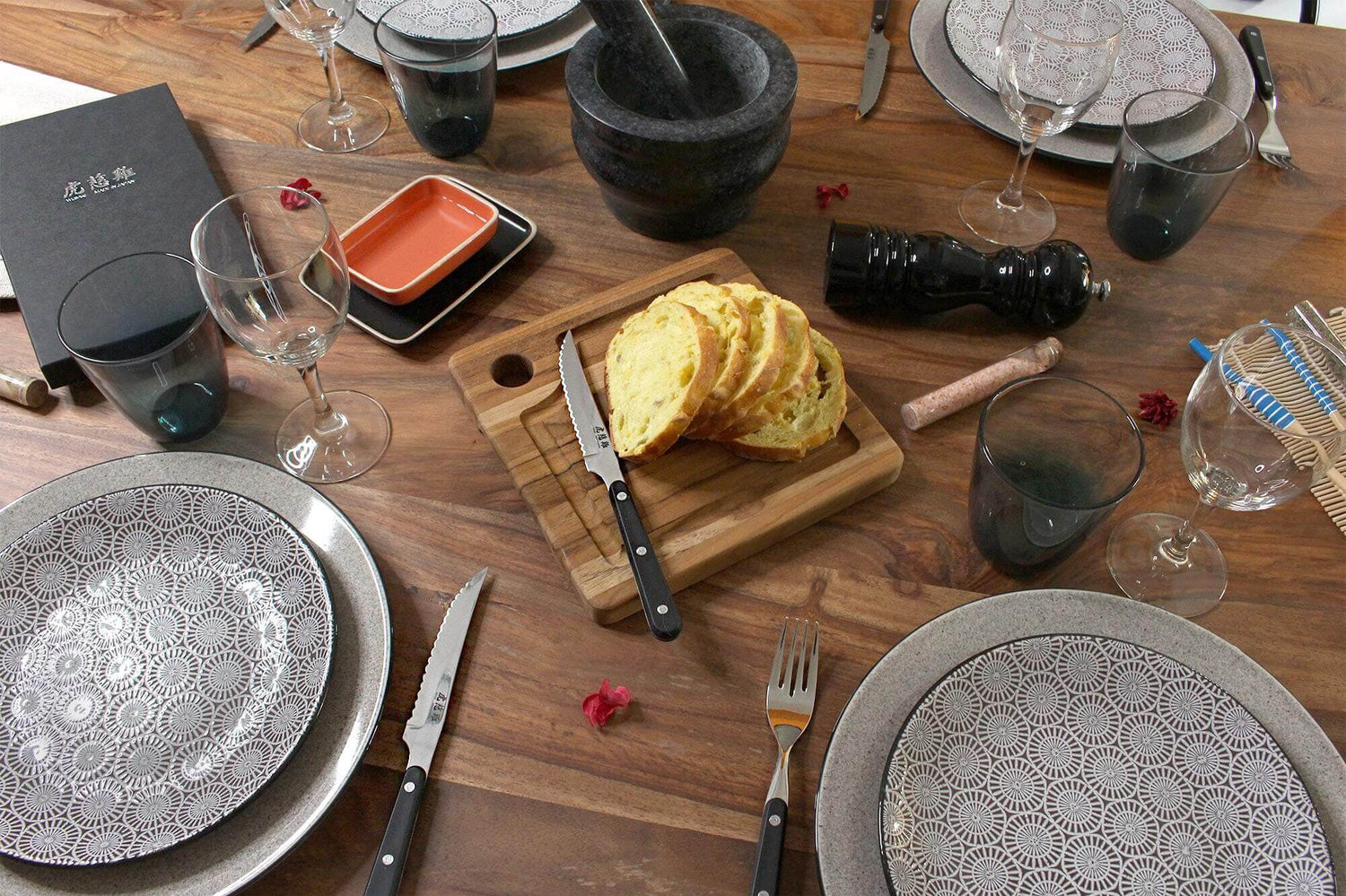 Coffret de table Wusaki 2 couteaux à steak 11cm + 2 fourchettes