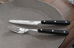 Coffret de table Wusaki 2 couteaux à steak à bout rond + 2 fourchettes