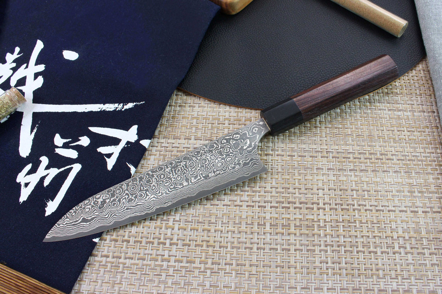 Couteau de chef japonais artisanal Masakage Kumo 18cm damas 63 couches