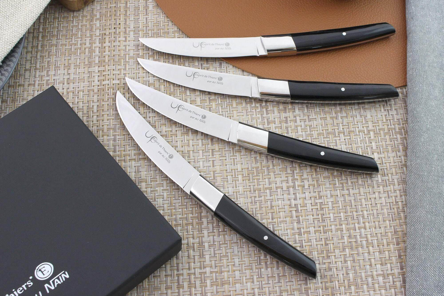 Coffret de table AU NAIN UP 4 couteaux à steak 11cm - Noir